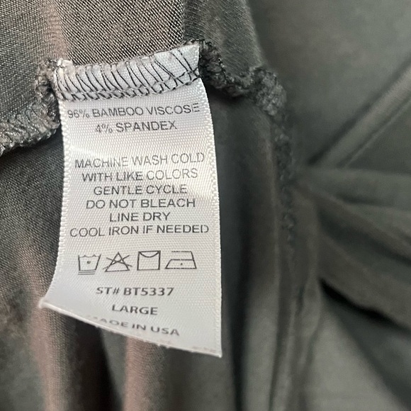 MTS Women's Short Sleeve Tee - Dark Gray. Large - Picture 3 of 4